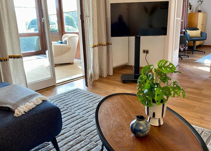 Wiezuhaus * Nesselroeden (Werra-Meissner)