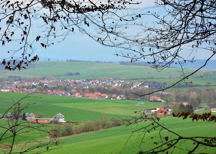 Wiezuhaus * Nesselroeden (Werra-Meissner)